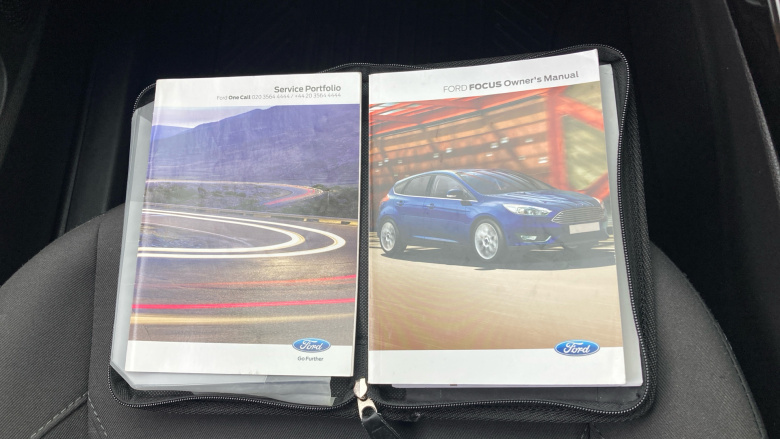 Ford Focus 1.0 EcoBoost 125 Titanium 5dr Petrol Hatchback